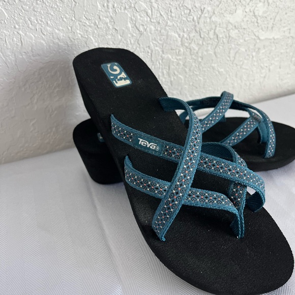 Teva Teal Crisscross Sandals - Picture 1 of 6